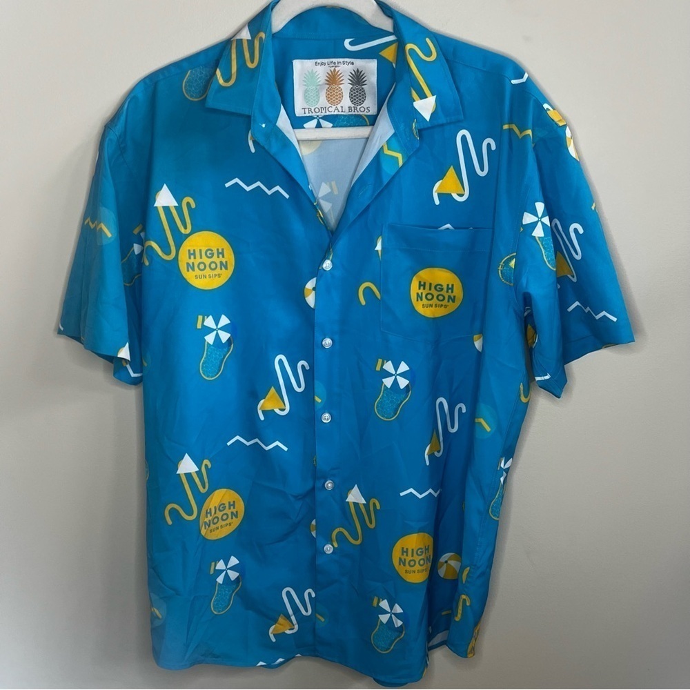 HIGH NOON SUN SIPS / TROPICAL BROS Shirt large beer tee